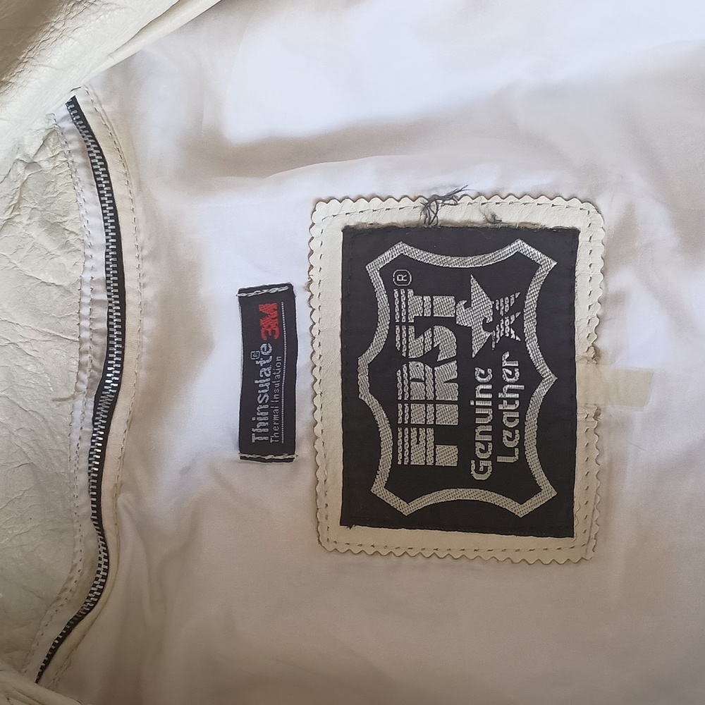 Women's Vintage Leather Jacket - Picture 4 of 5